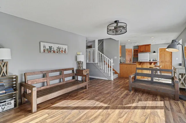 $425,000 | W10221 521st Avenue, Prescott, WI 54021