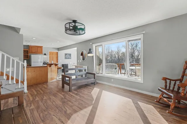 $425,000 | W10221 521st Avenue, Prescott, WI 54021