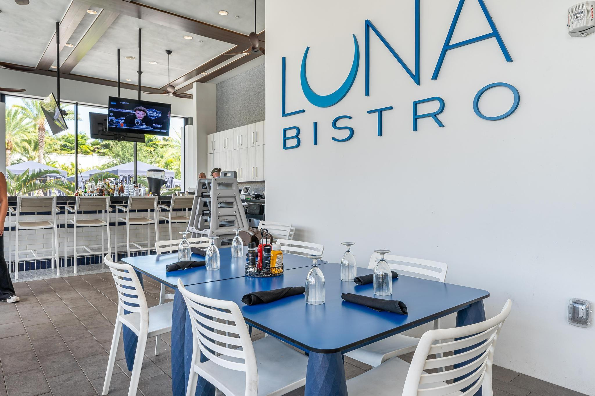 17273 Windy Pointe Lane Boca Raton, FL 33496 - Photo 47 of 56 Luna Bistro Restaurant
