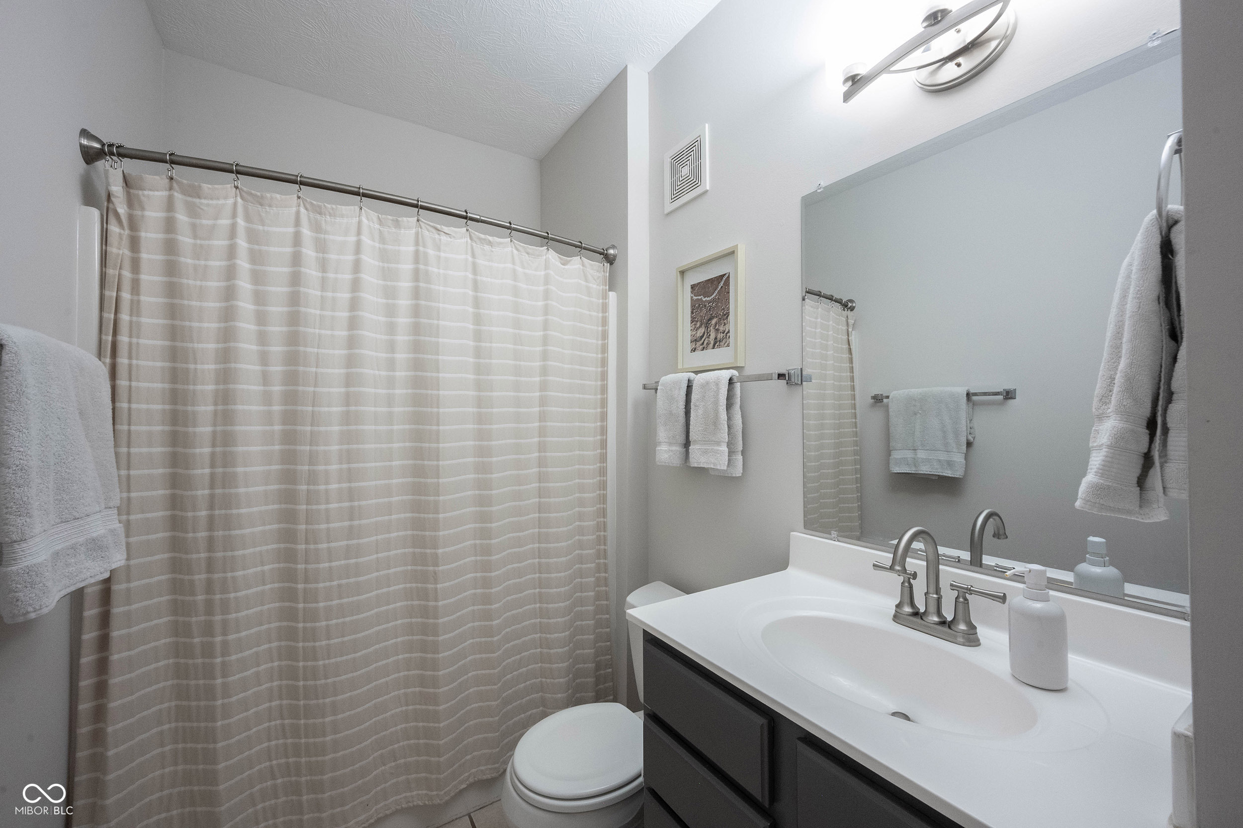 1112 Shadow Ridge Road Indianapolis, IN 46280 - Photo 38 of 68