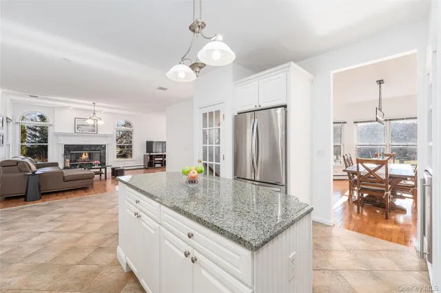 $995,000 | 15 Kingfish Court, Riverhead, NY 11901