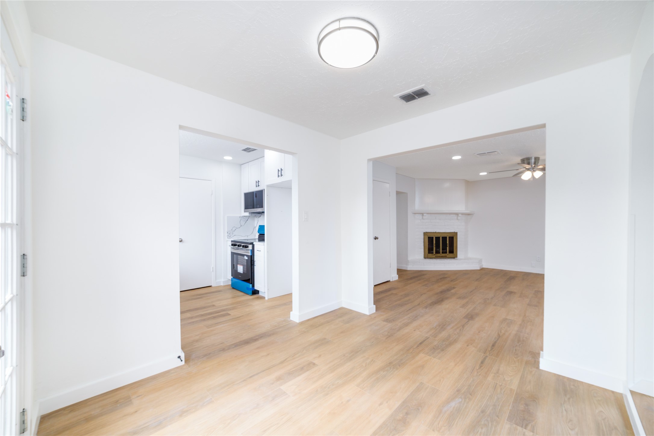 13055 High Star Drive Houston, TX 77072 - Photo 7 of 24