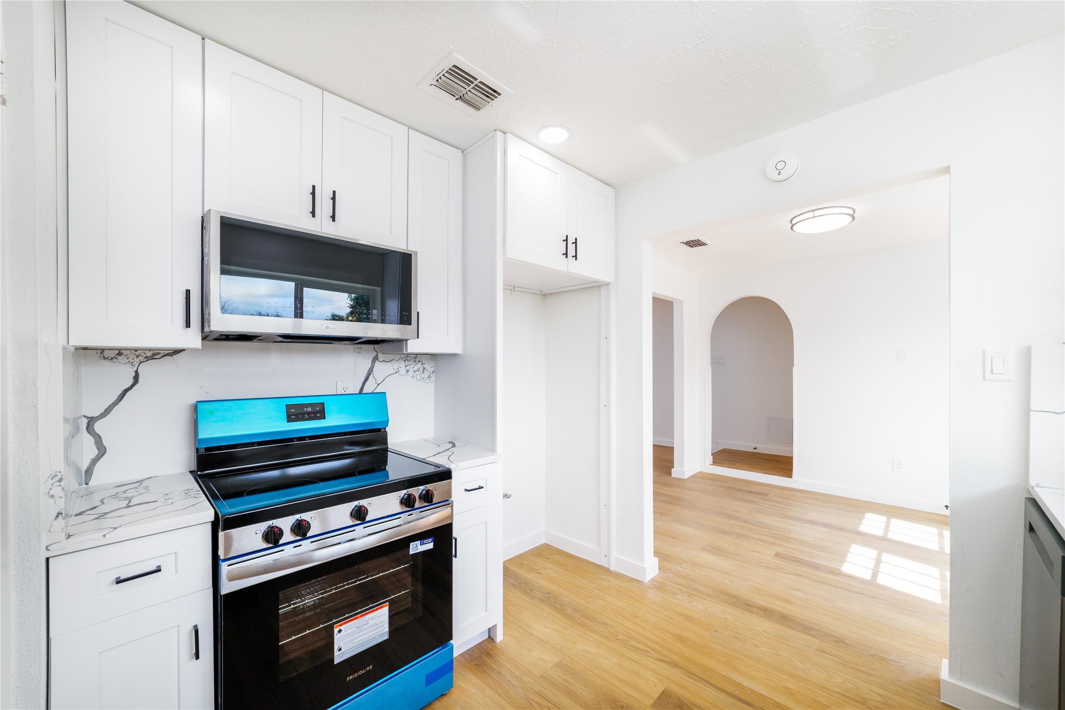 13055 High Star Drive Houston, TX 77072 - Photo 10 of 24