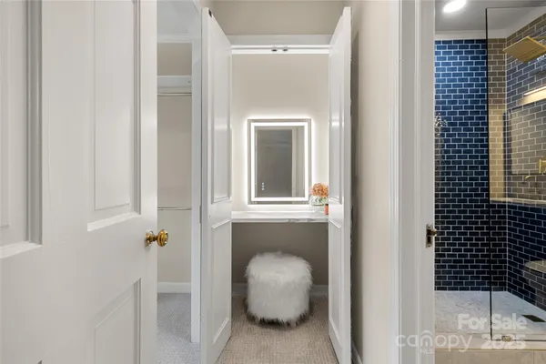 $1,139,000 | 153 Perrin Place, Unit 153, Charlotte, NC 28207