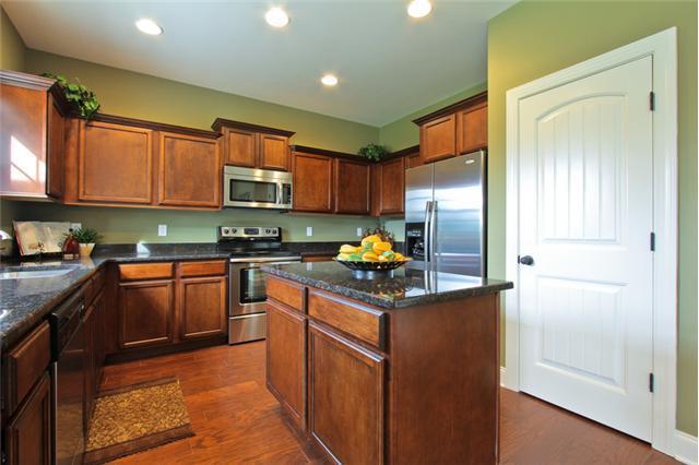1002 Kyle Road Spring Hill, TN 37174 - Photo 5 of 6