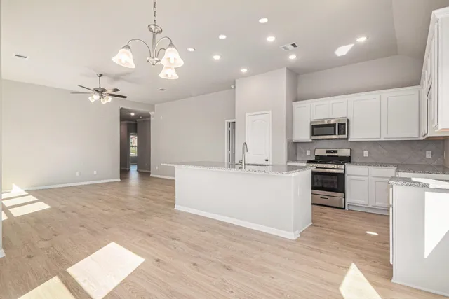 $299,999 | 11412 Natalia Lane, Willis, TX 77318