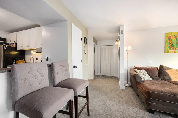 $110,000 | 722 West Kilgore Road, Unit 301, Kalamazoo, MI 49008