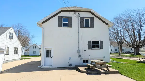 $249,900 | 223 Cleveland Street, Brillion, WI 54110