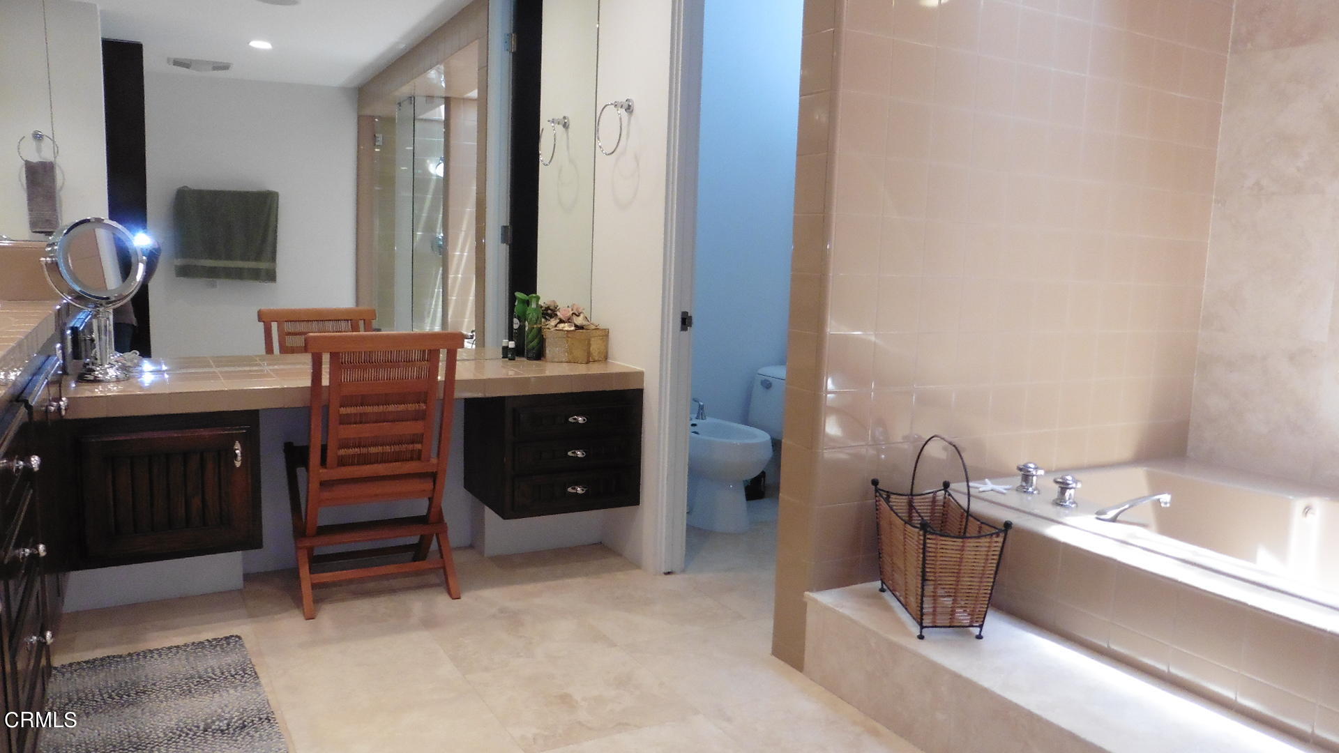2440 Peninsula Road Oxnard, CA 93035 - Photo 24 of 27 Master Bathrrom