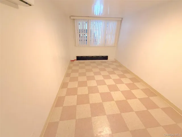 $1,750 | 153-20 77th Road, Unit 1 | Kew Gardens Hills