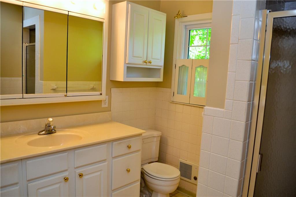 6136 Rucker Road Indianapolis, IN 46220 - Photo 14 of 24