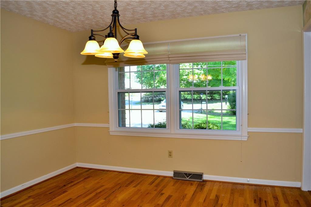 6136 Rucker Road Indianapolis, IN 46220 - Photo 7 of 24