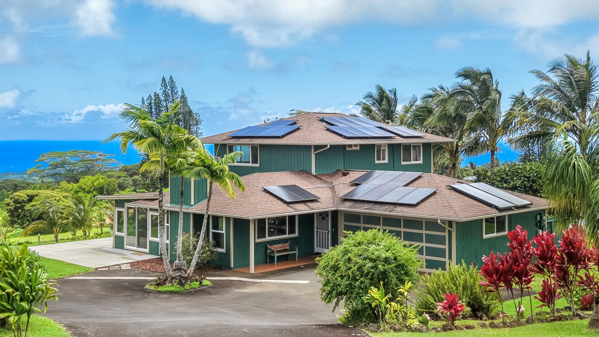 820 West Kuiaha Road, Unit A Haiku, HI 96708 - Photo 3 of 38