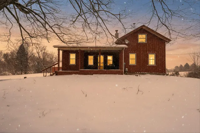 $215,000 | 9321 Ionia Road, Bellevue, MI 49021