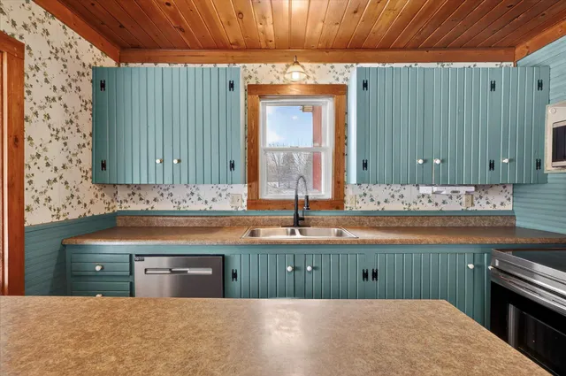 $215,000 | 9321 Ionia Road, Bellevue, MI 49021