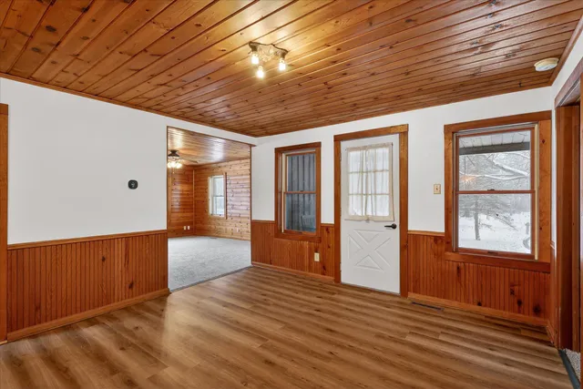 $215,000 | 9321 Ionia Road, Bellevue, MI 49021