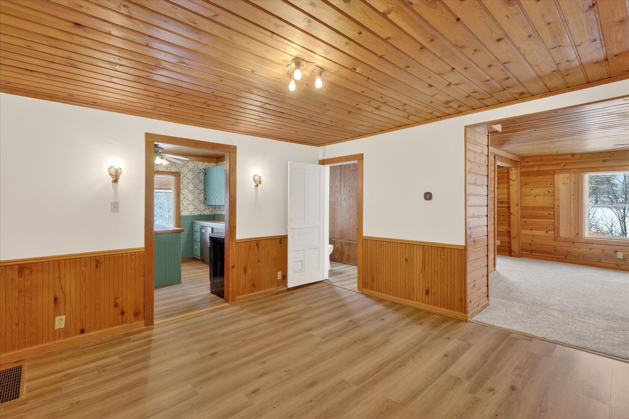 9321 Ionia Road Bellevue, MI 49021 - Photo 16 of 38 16-9321-Ionia-Rd-Bellevue-MI-49021-Windo