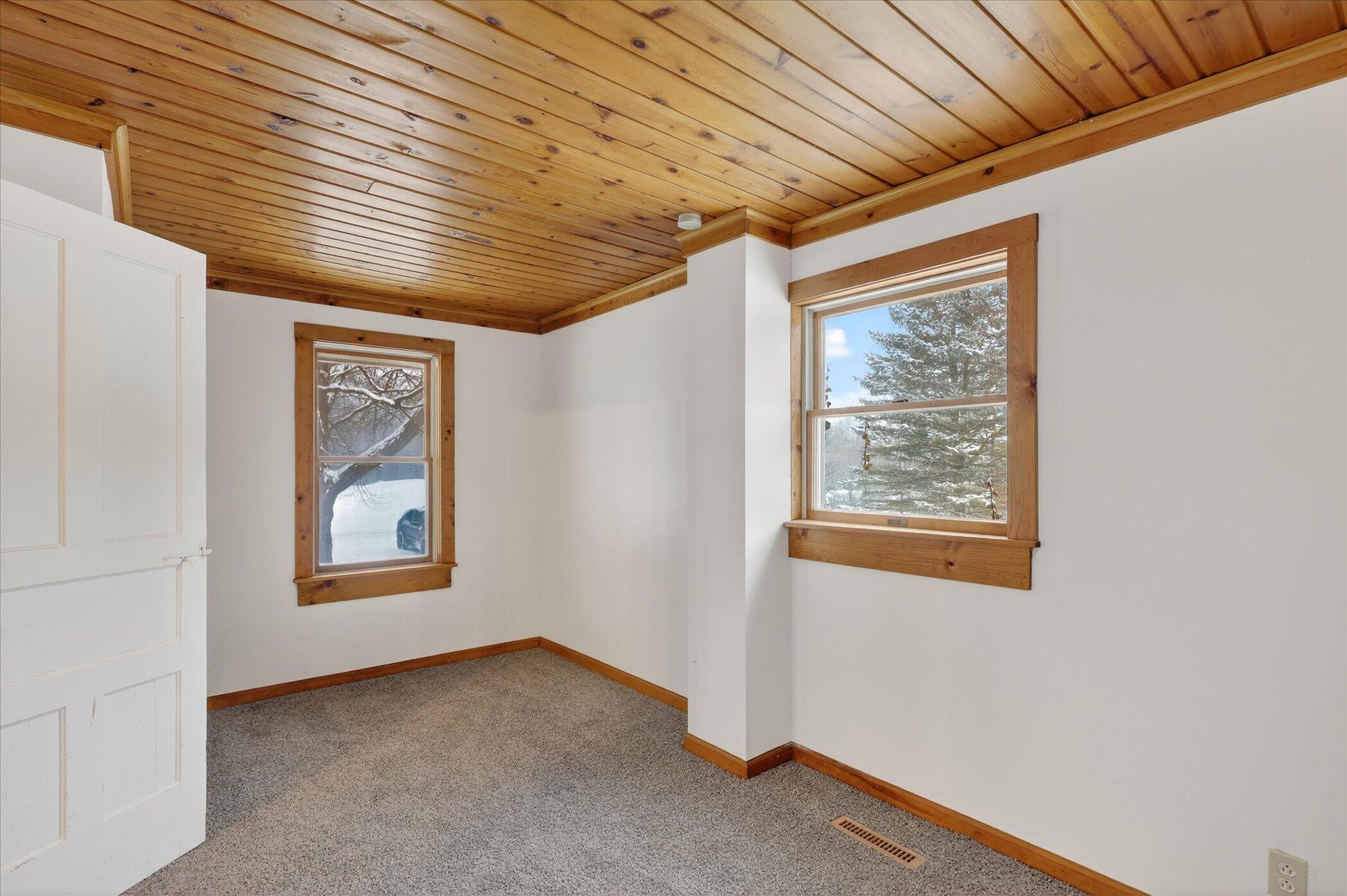 9321 Ionia Road Bellevue, MI 49021 - Photo 17 of 38 17-9321-Ionia-Rd-Bellevue-MI-49021-Windo