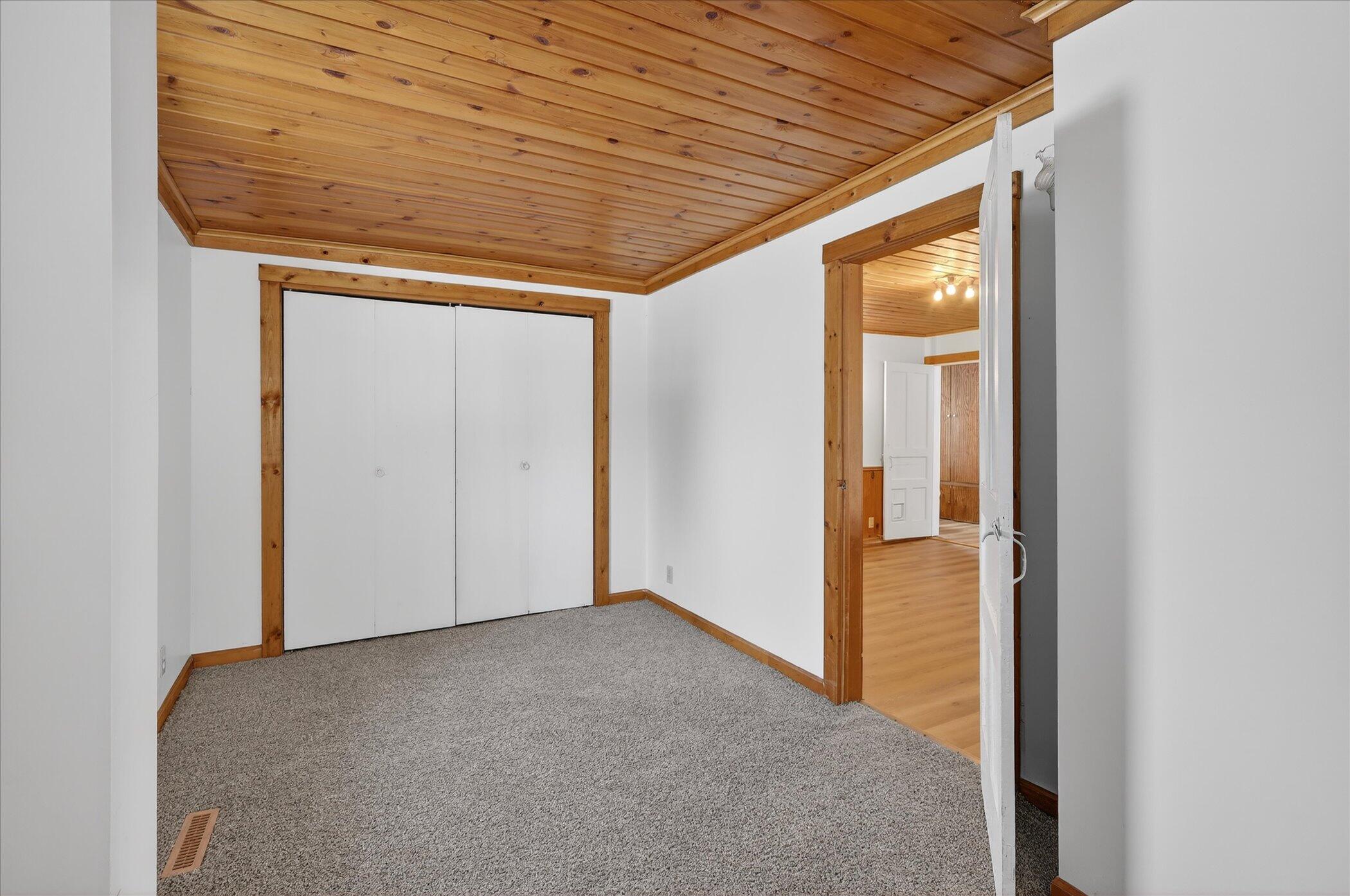 9321 Ionia Road Bellevue, MI 49021 - Photo 18 of 38 18-9321-Ionia-Rd-Bellevue-MI-49021-Windo