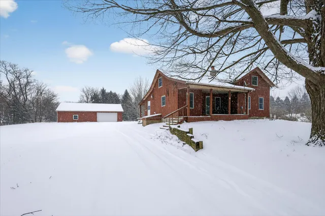 $215,000 | 9321 Ionia Road, Bellevue, MI 49021