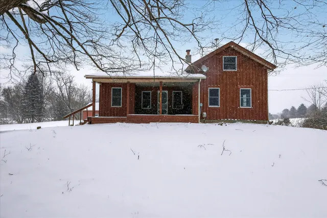 $215,000 | 9321 Ionia Road, Bellevue, MI 49021