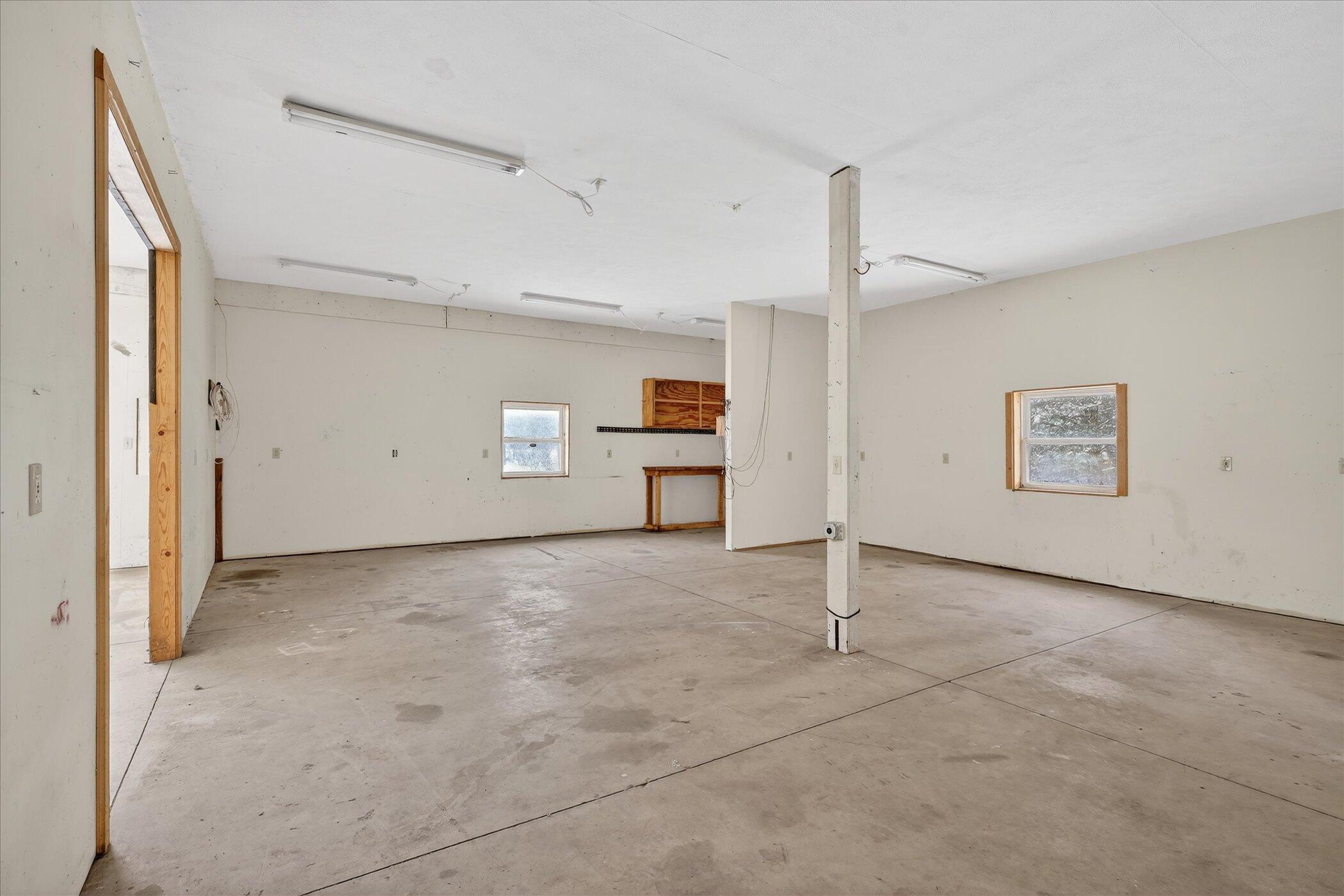 9321 Ionia Road Bellevue, MI 49021 - Photo 32 of 38 32-9321-Ionia-Rd-Bellevue-MI-49021-Windo