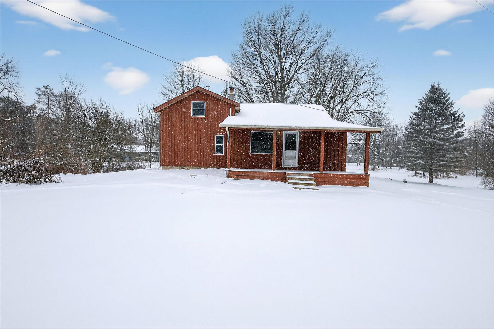 9321 Ionia Road Bellevue, MI 49021 - Photo 34 of 38 35-9321-Ionia-Rd-Bellevue-MI-49021-Windo