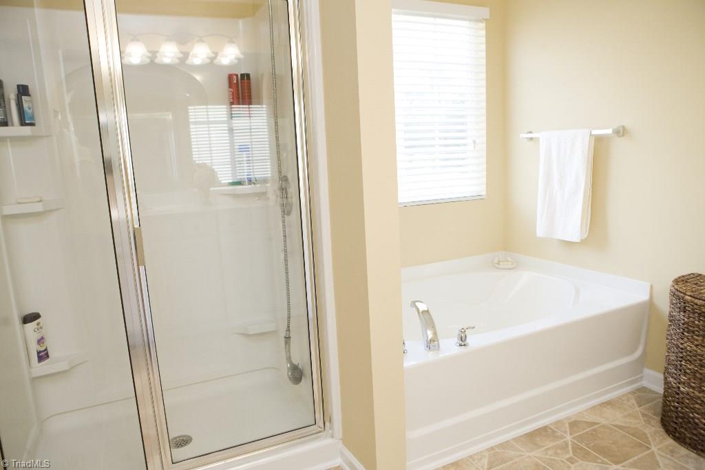 3901 Tonsley Place High Point, NC 27265 - Photo 20 of 30 Gallery Image 20