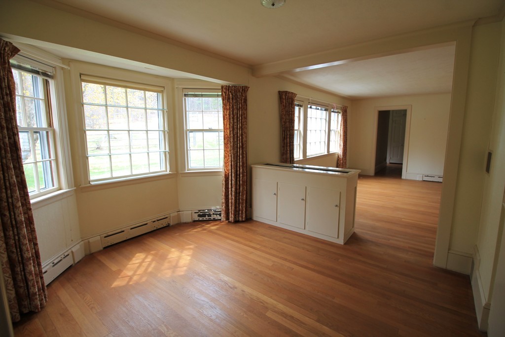 237 Tahattawan Road Littleton, MA 01460 - Photo 8 of 18 Gallery Image 8