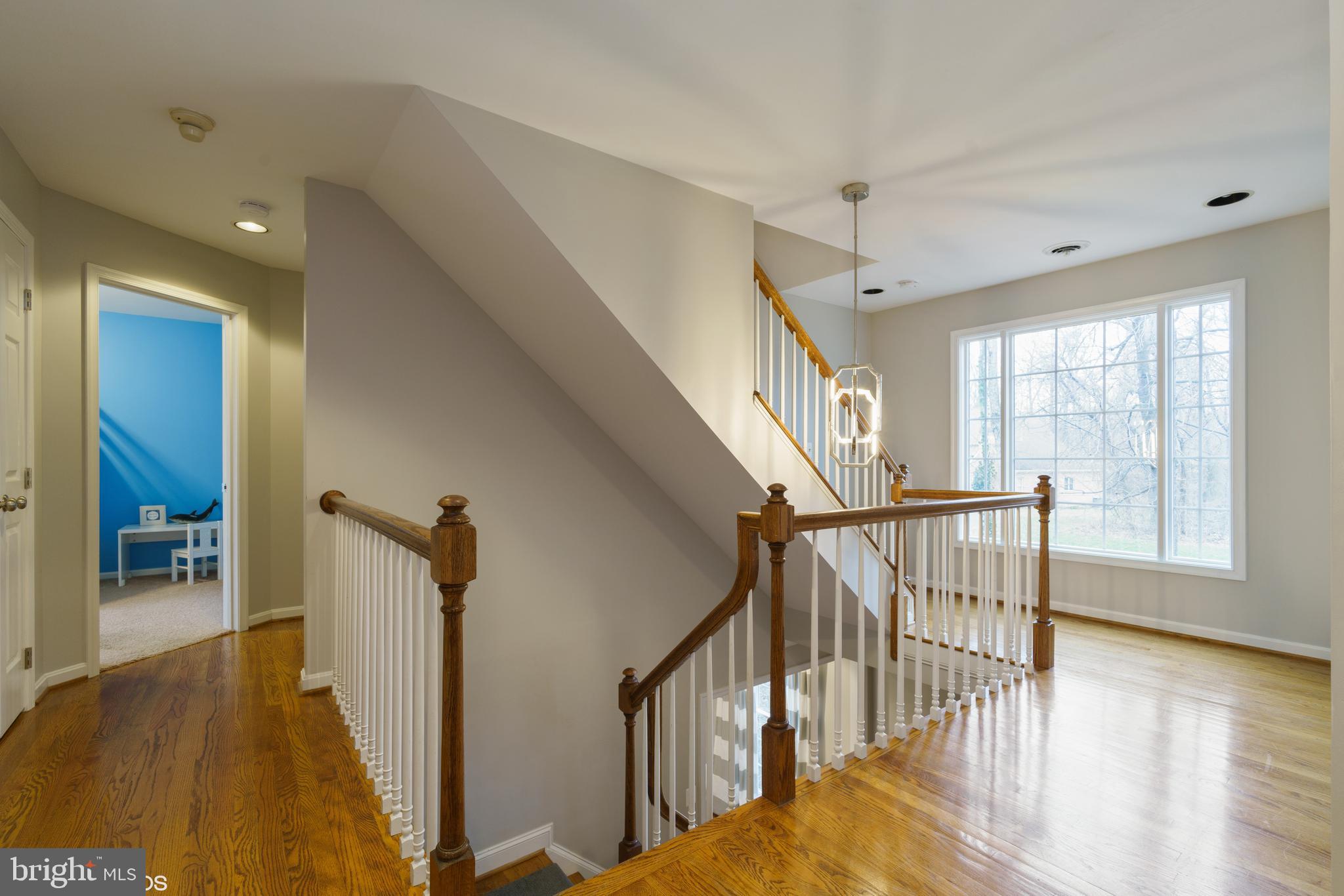 35 Poplar Point Road Edgewater, MD 21037 - Photo 22 of 39 Hallway on 2nd Floor