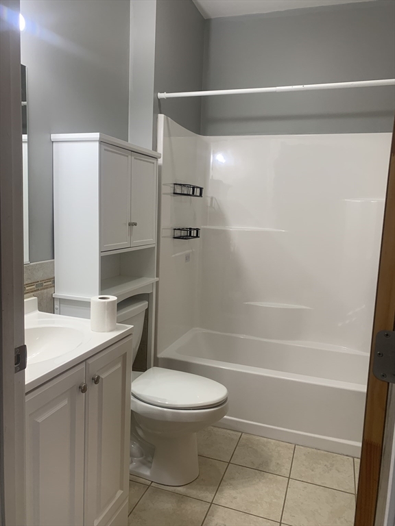 350 Bay Fall River, Unit 1 Fall River, MA 02724 - Photo 8 of 9