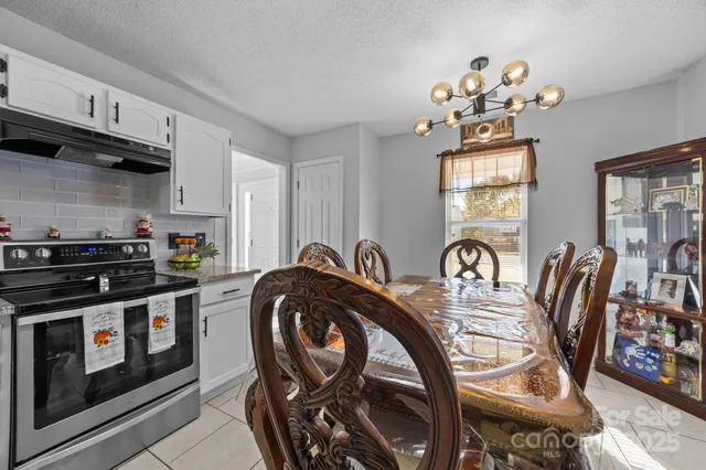 $284,900 | 708 Raindrops Road, Gastonia, NC 28054