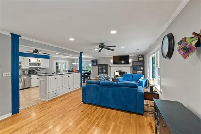 $629,900 | 7623 West 52nd Street, Overland Park, KS 66202