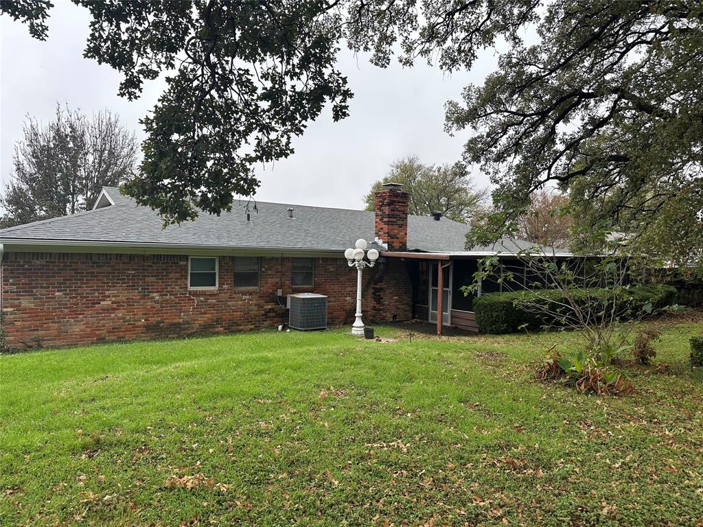 532 Plainview Drive Hurst, TX 76054 - Photo 13 of 40 a view of a house with a yard and sitting area