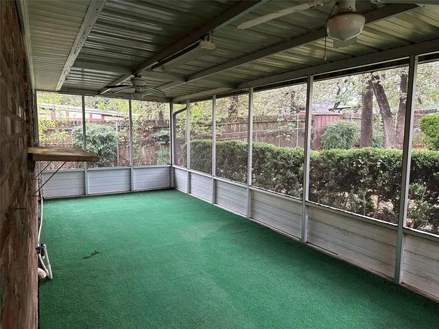 $310,525 | 532 Plainview Drive, Hurst, TX 76054