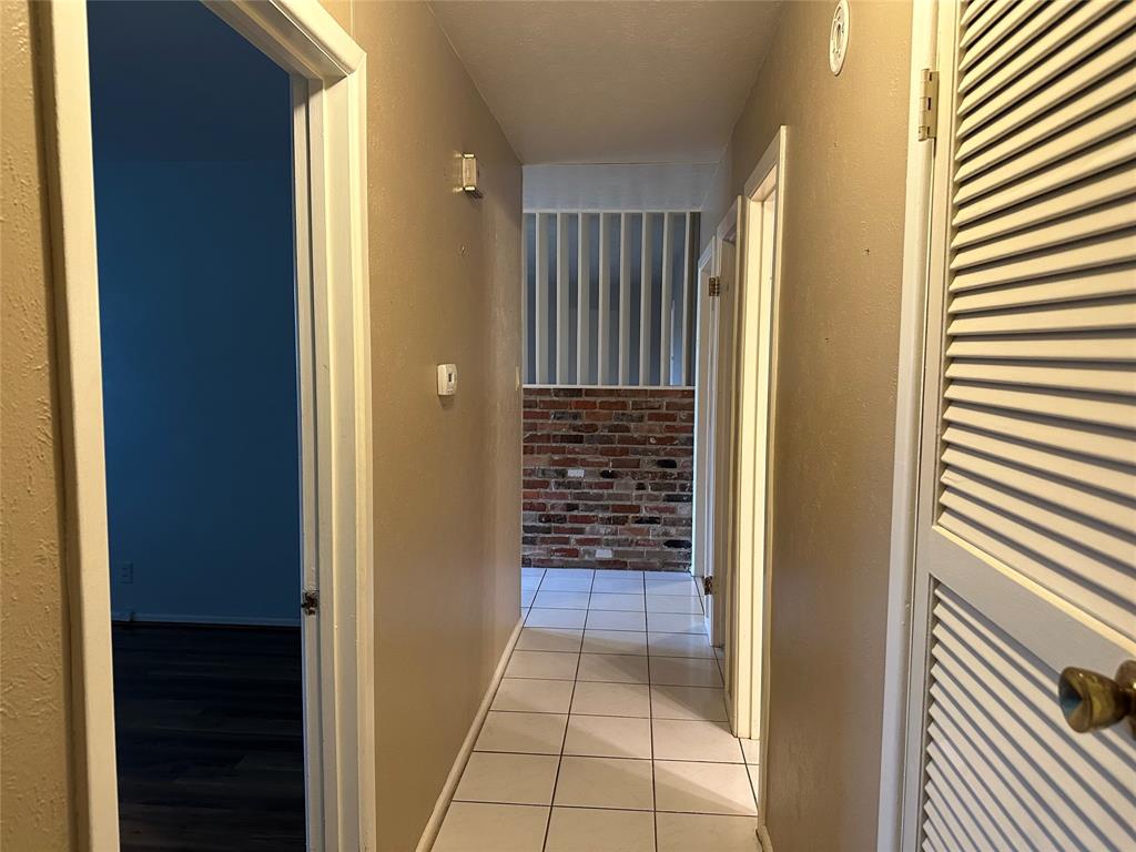 532 Plainview Drive Hurst, TX 76054 - Photo 22 of 40