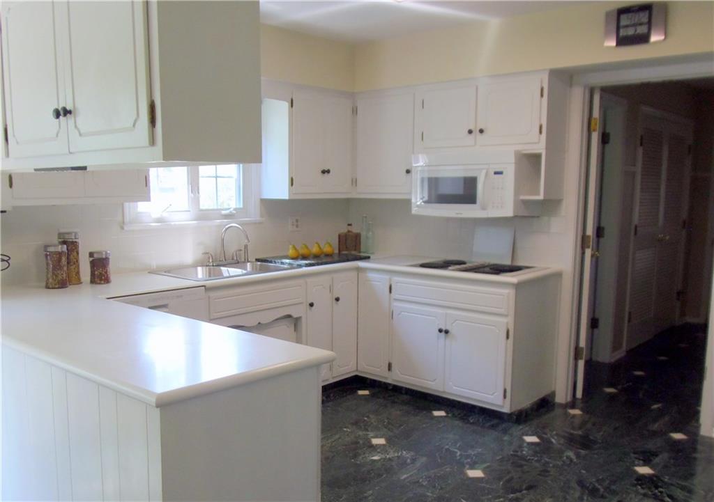 6110 Graham Road Indianapolis, IN 46220 - Photo 10 of 24