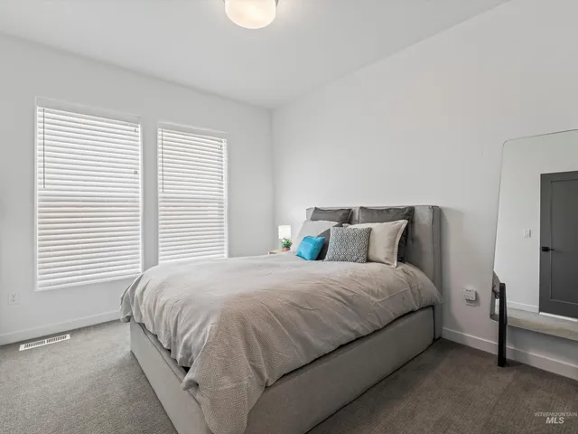 $3,000 | 1251 East Echelon Ridge Lane, Boise, ID 83716