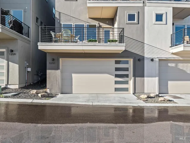 $3,000 | 1251 East Echelon Ridge Lane, Boise, ID 83716