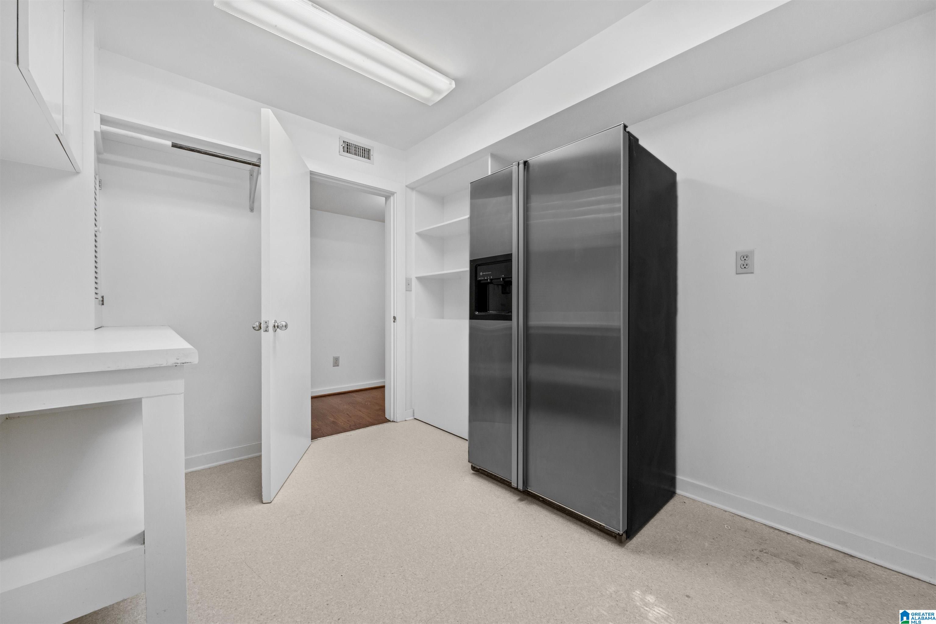 4370 Cliff Road Birmingham, AL 35222 - Photo 29 of 40