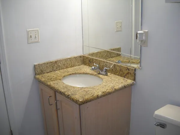 $124,900 | 145 East Farmer Avenue, Independence, MO 64050