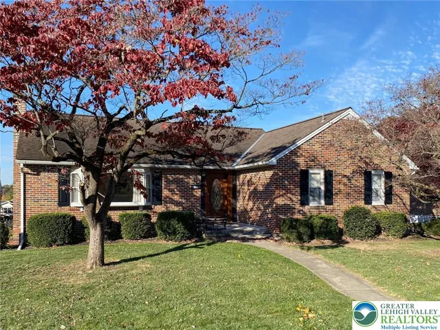 $374,900 | 150 Cherry Street, Hellertown, PA 18055