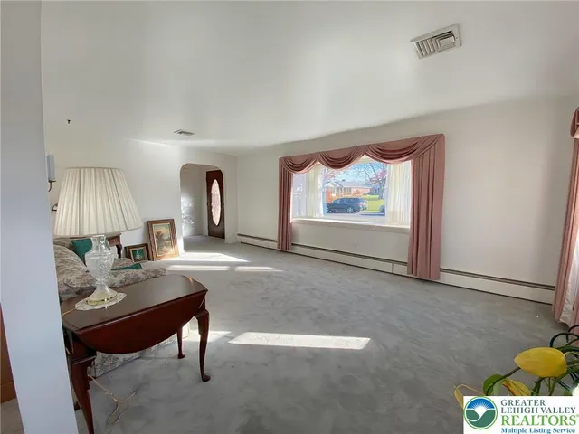 $374,900 | 150 Cherry Street, Hellertown, PA 18055