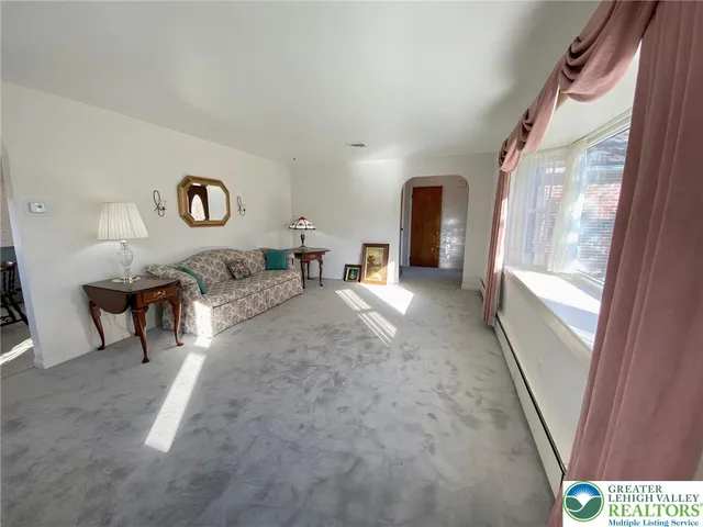 $374,900 | 150 Cherry Street, Hellertown, PA 18055