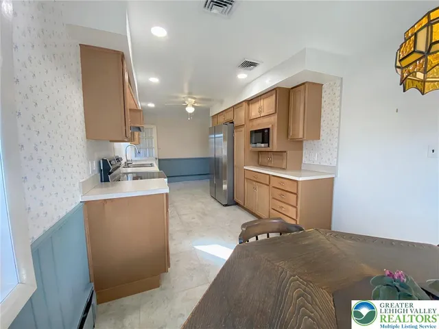 $374,900 | 150 Cherry Street, Hellertown, PA 18055