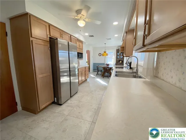 $374,900 | 150 Cherry Street, Hellertown, PA 18055