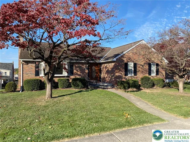 $374,900 | 150 Cherry Street, Hellertown, PA 18055