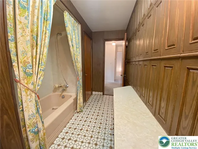 $374,900 | 150 Cherry Street, Hellertown, PA 18055