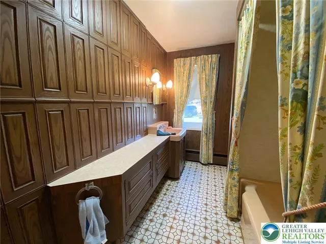 $374,900 | 150 Cherry Street, Hellertown, PA 18055