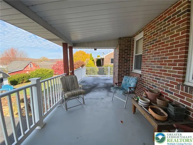 $374,900 | 150 Cherry Street, Hellertown, PA 18055